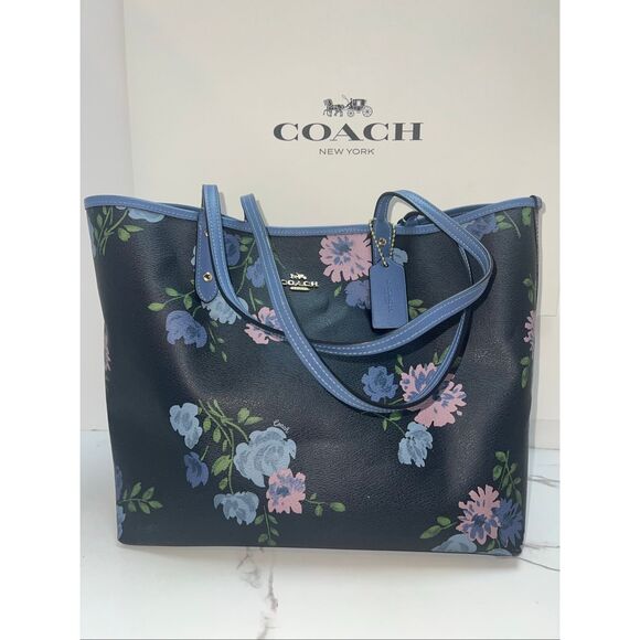 Coach Reversible Tote Handbag Floral Print F72652 - Picture 2 of 8